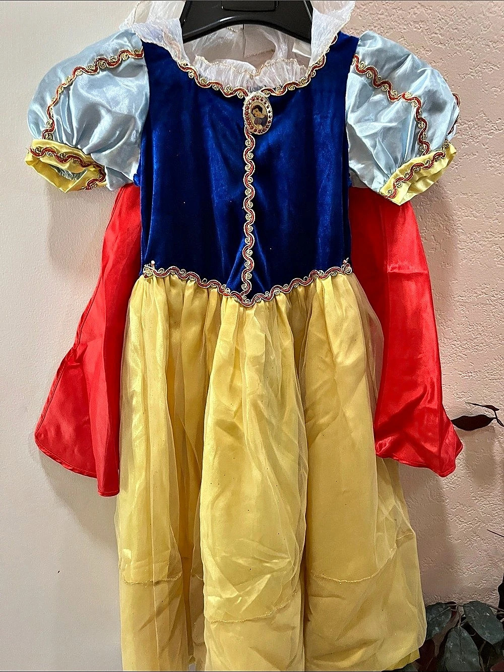 Snow White Costume Dress in Yellow & Blue Like New